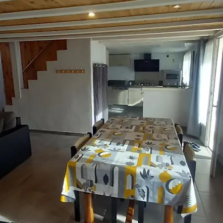 De La Vallee Des Gaves