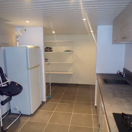 De La Vallee Des Gaves 펜션 Préchac